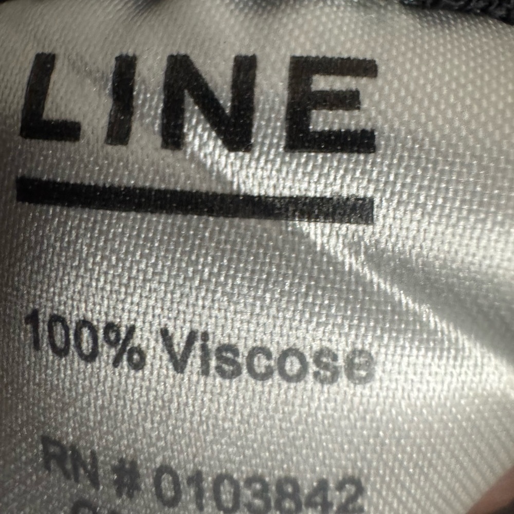 Line Shirt EUC - Picture 6 of 6